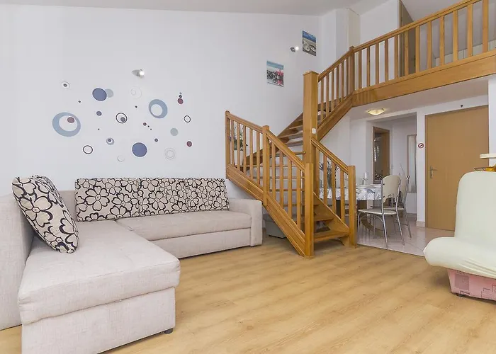 Garmaz * Podgora (Split-Dalmatia)