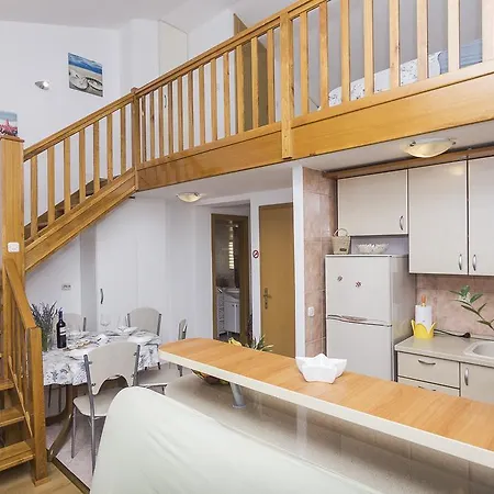 Garmaz Apartment *