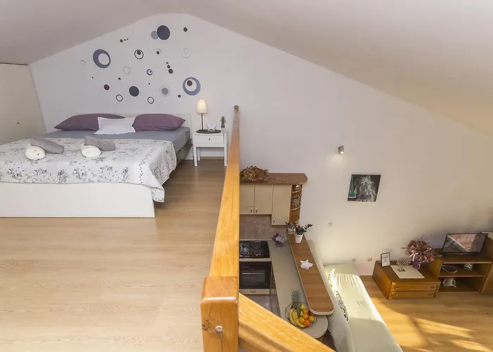 Апартаменты Garmaz *